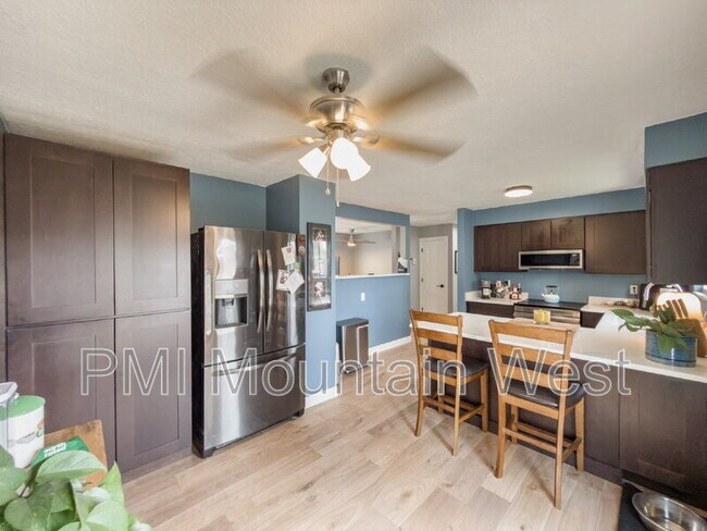 Building Photo - 4982 Aspen Shadow Ct
