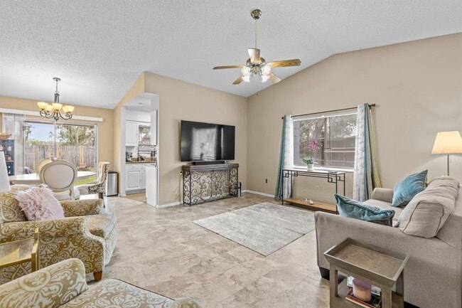 Building Photo - 12102 Walden Woods Dr