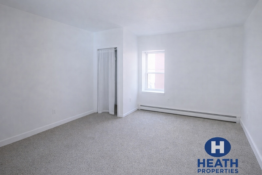 Building Photo - 24 St Cyprians Pl