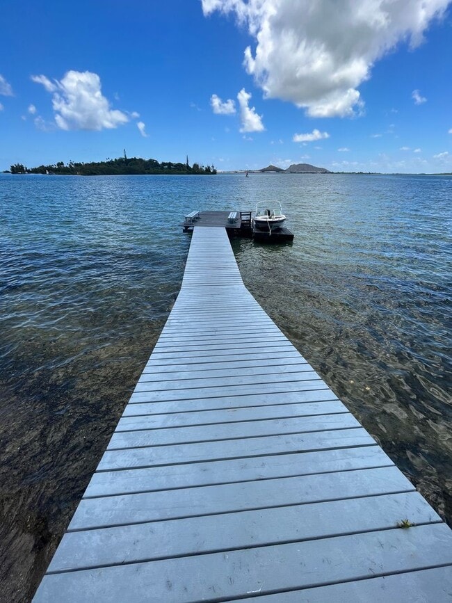 Building Photo - Hawaii living at its best.  Beautiful Kaneohe Bay front.