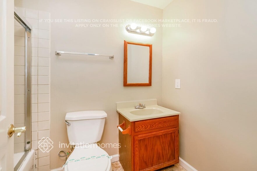 Building Photo - 125 Kennison Ct