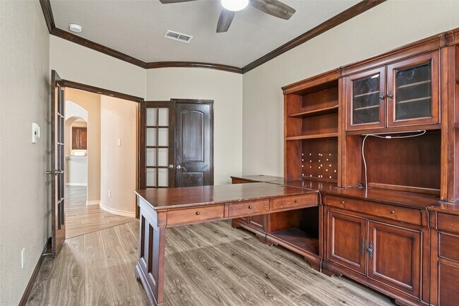 Building Photo - 1320 Ghost Flower Dr