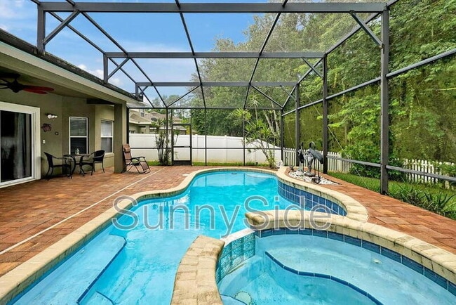 Building Photo - 11326 Cypress Trail Dr