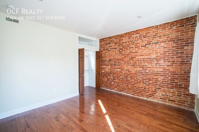 Building Photo - 1834 E Passyunk Ave
