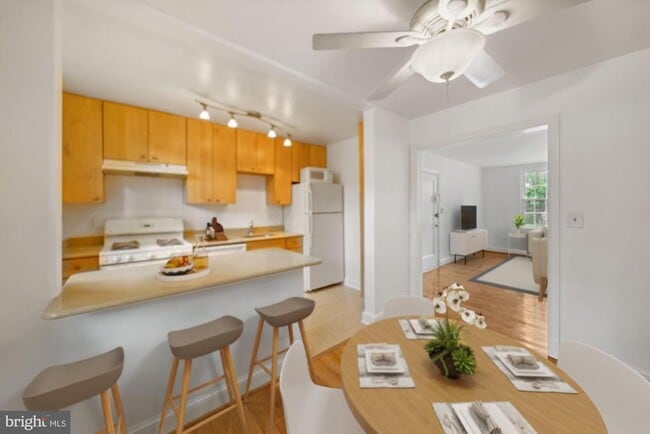 Building Photo - 2714 Ordway St NW