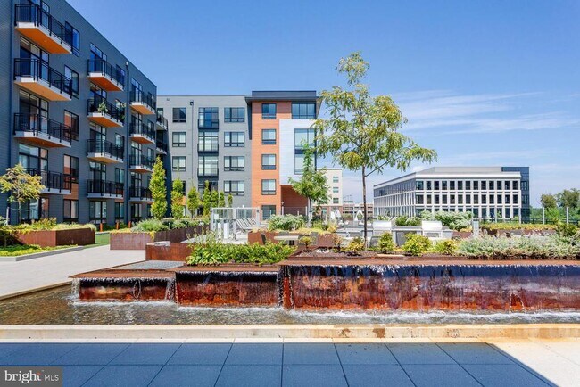 Building Photo - 145 Riverhaven Dr