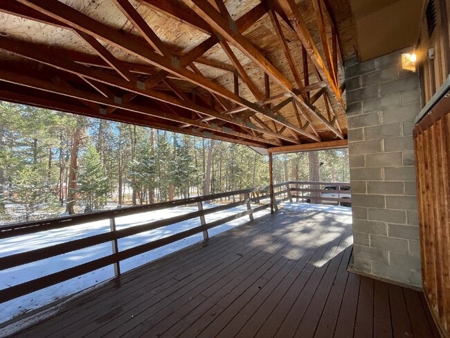 Building Photo - Charming Home in Conifer!