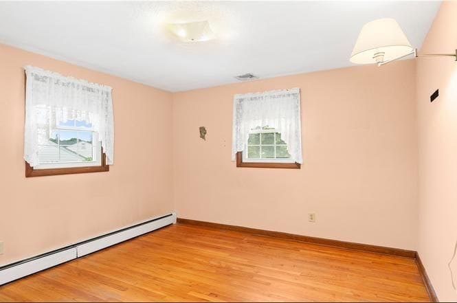 Building Photo - 16 Ingraham St