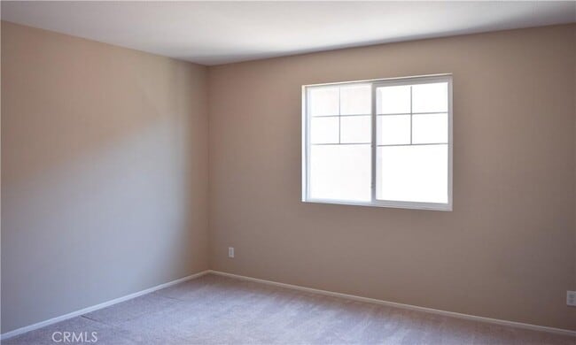 Building Photo - 787 Smithtown Ave
