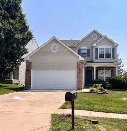 Building Photo - 523 Fortress Ct