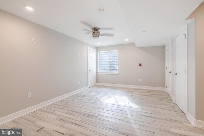 Building Photo - 2339 N 10th St