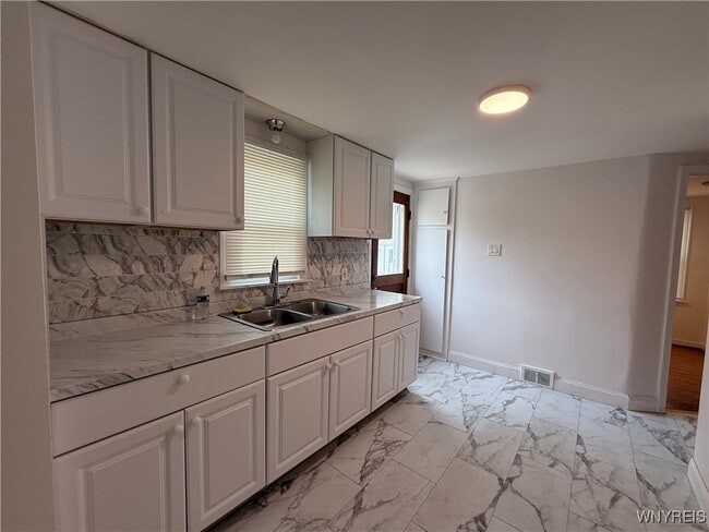 Building Photo - 63 Norman Pl