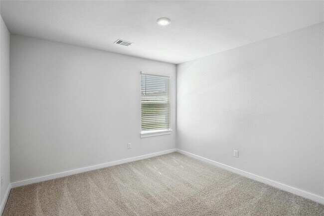 Building Photo - 605 Jane Long Dr