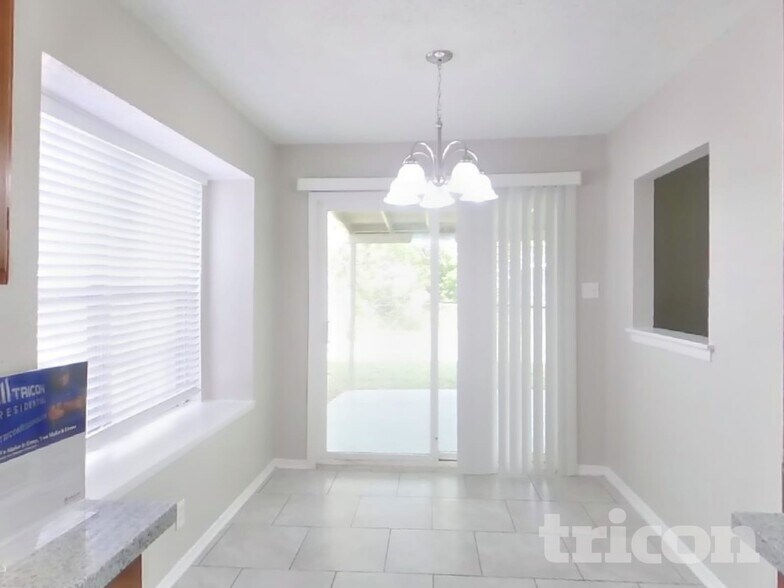 Building Photo - 5015 Walt Schirra St