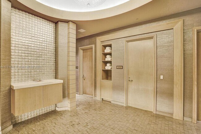 Building Photo - 17749 Collins Ave