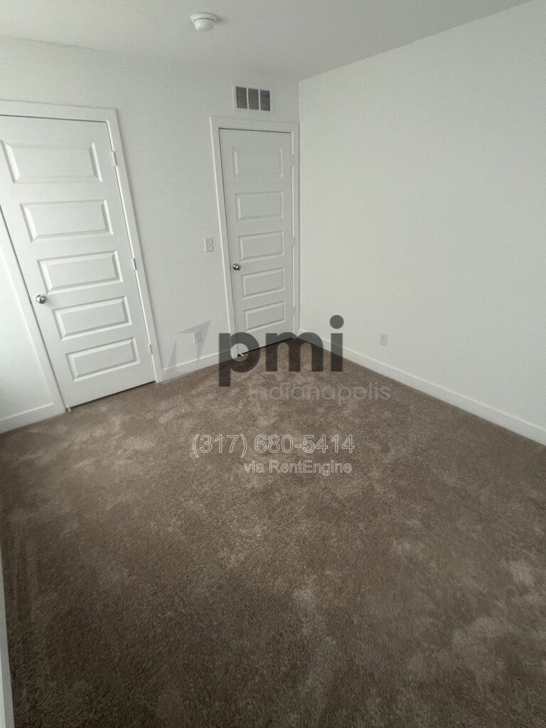 Building Photo - 2948 Woods Edge Dr