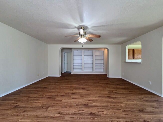 Building Photo - Cibolo Valley Range ~ Single Story 4 Bedro...