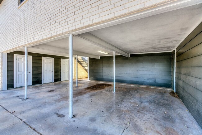 Building Photo - 1427 Austin St