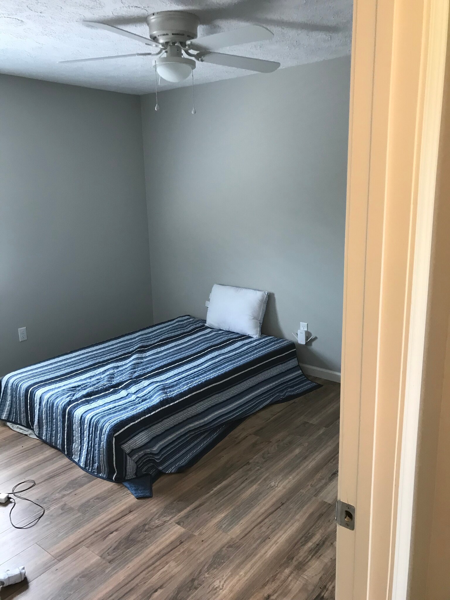 Building Photo - 558 Pin Hook Rd