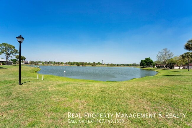 Building Photo - 39 Las Brisas Way