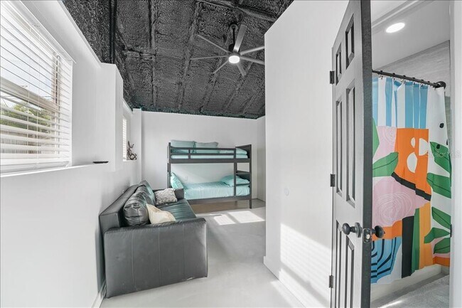 Building Photo - 5021 US-301