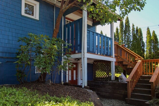 Building Photo - 2161 Winter St SE