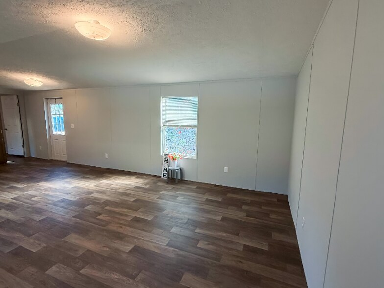 Building Photo - 4410 Brown Station Rd