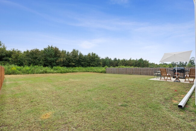 Building Photo - 152 Savannah Wood Rd