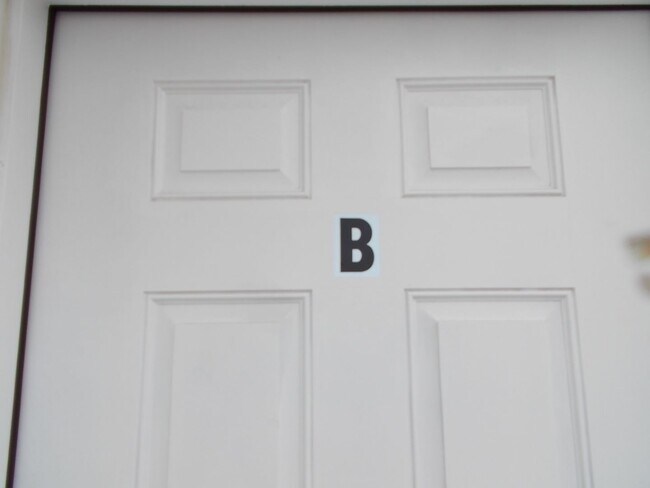 Building Photo - 532 N 9th St