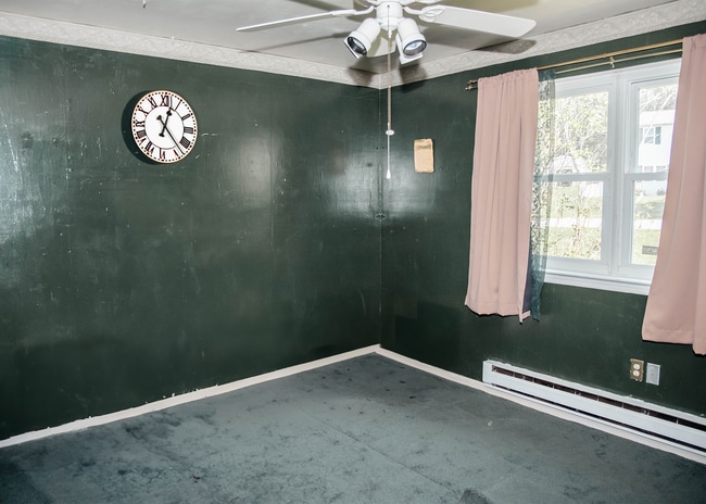 Building Photo - 506 Circle Dr