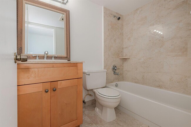 Building Photo - 6075 N Sabal Palm Blvd