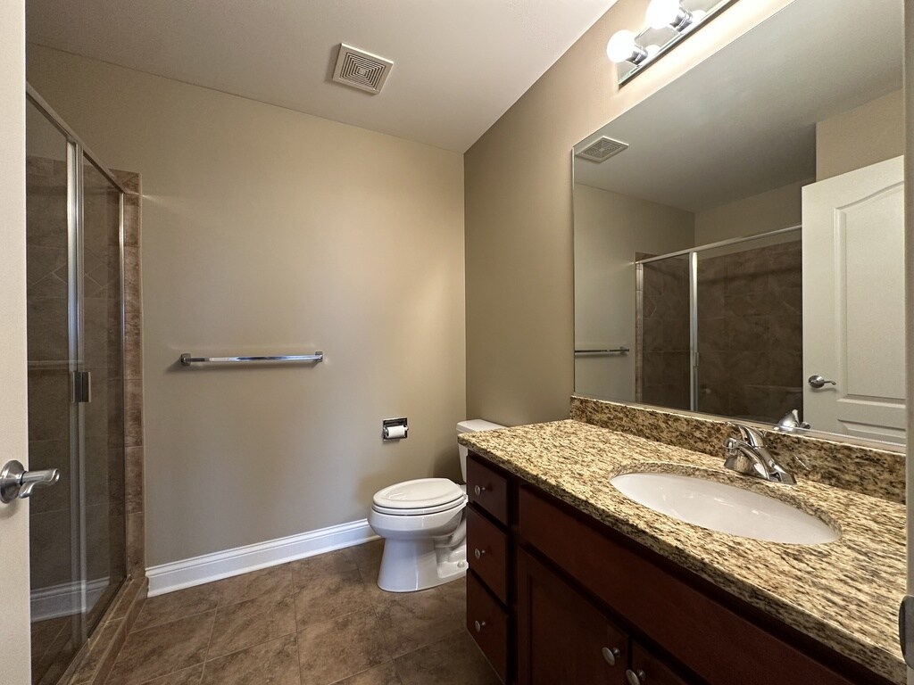 Building Photo - 2 Itasca Place