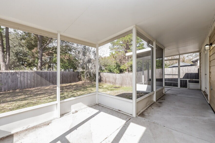 Building Photo - 11214 Elmfield Dr