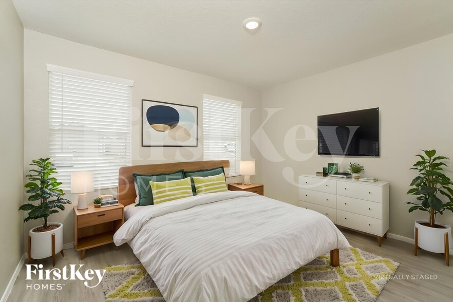 Building Photo - 7262 Plow Run