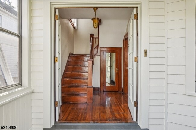 Building Photo - 17 Beekman St