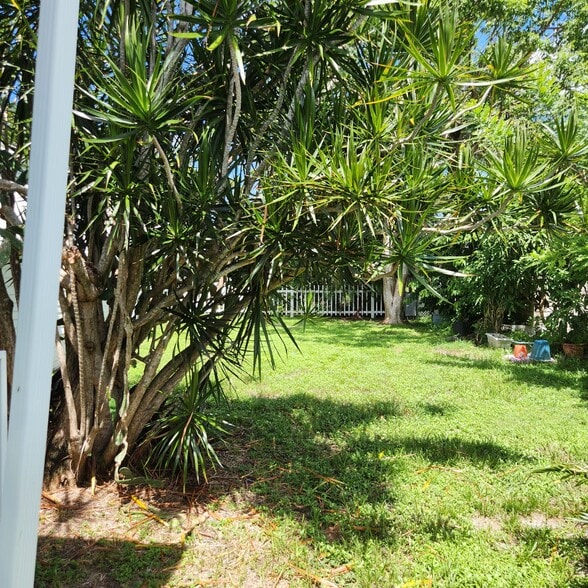 Exterior 3 - 2050 SW 83rd Ter