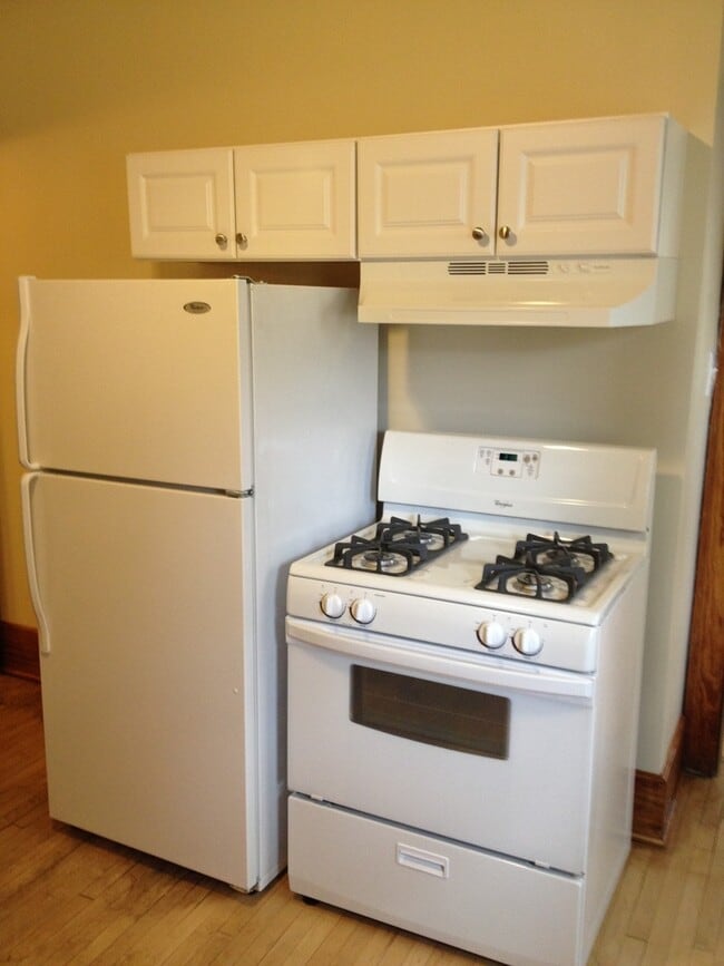 Building Photo - 3429 N Oakland Ave