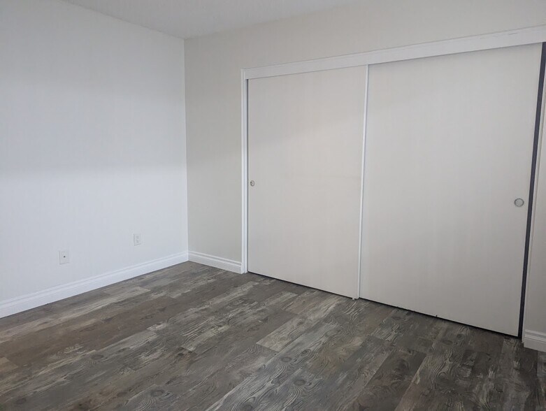 Building Photo - 1015 Canal St