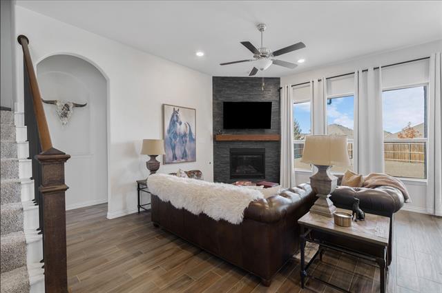 Building Photo - 1361 Francesca Dr