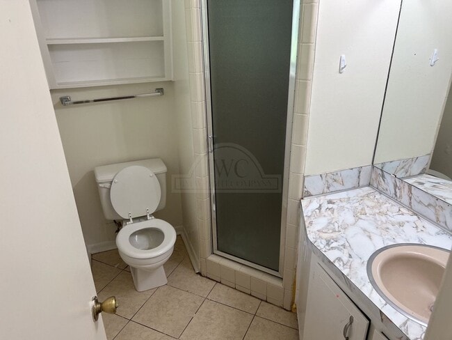 Building Photo - 1811 Janis Dr