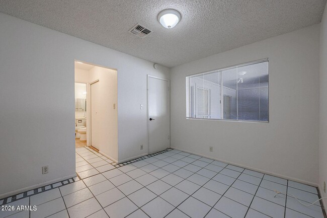 Building Photo - 9001 W Elm St