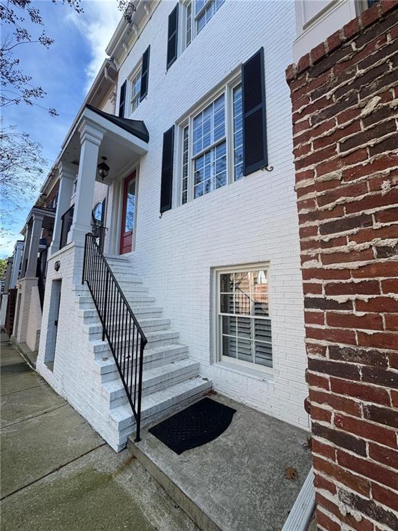 Building Photo - 1027 Pearl Point NE