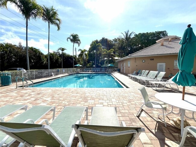 Building Photo - 2450 S Coral Trace Cir