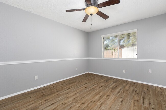 Building Photo - 20023 Timber Forest Dr