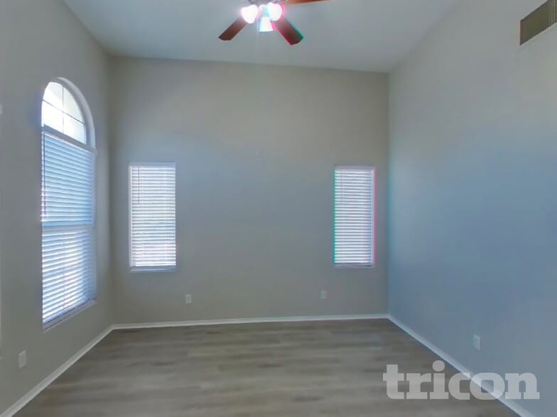 Building Photo - 4432 Santa Clarita Ave
