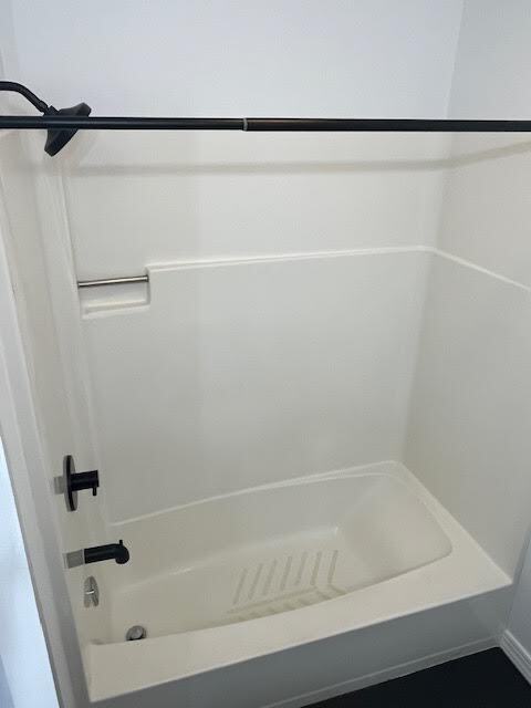 Building Photo - 190 Long John Dr