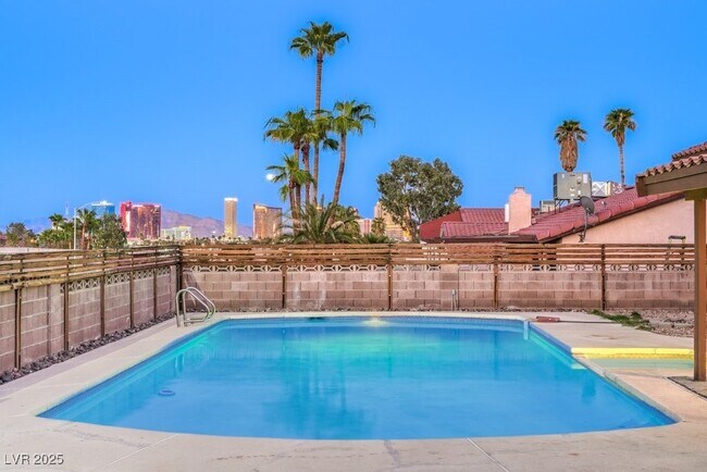 Building Photo - 5198 Hibbetts Dr