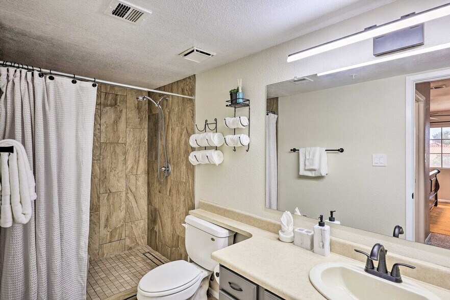 Building Photo - 11333 N 92nd St