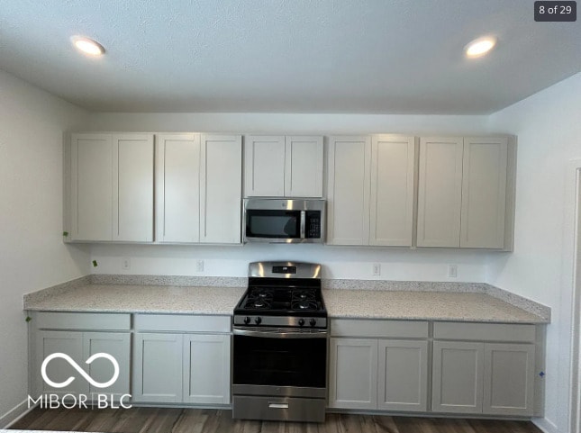 Building Photo - 3602 Essex Dr