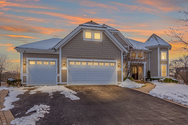 Building Photo - 7242 Greywall Ct